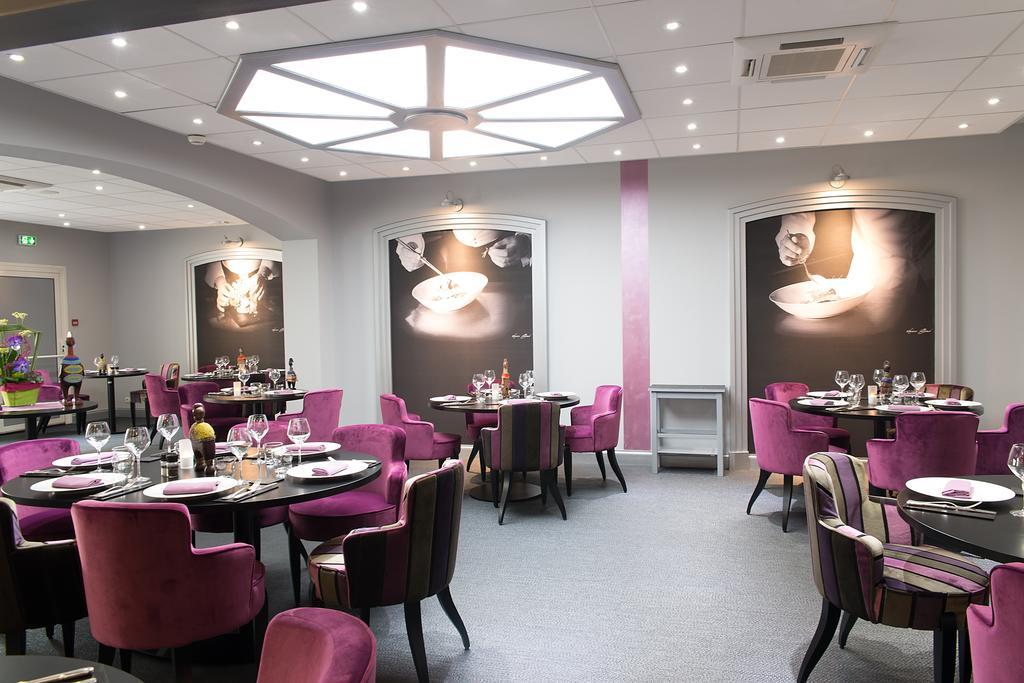 Logis Hotel De France Restaurant Le Lucullus Montmorillon Eksteriør billede