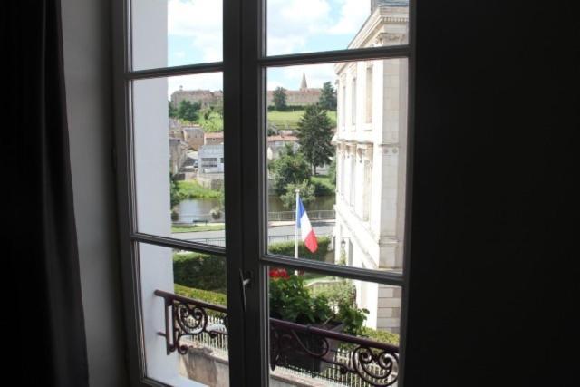 Logis Hotel De France Restaurant Le Lucullus Montmorillon Værelse billede