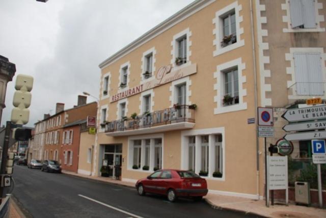 Logis Hotel De France Restaurant Le Lucullus Montmorillon Eksteriør billede