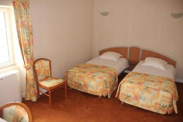 Logis Hotel De France Restaurant Le Lucullus Montmorillon Værelse billede