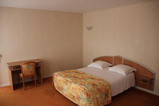 Logis Hotel De France Restaurant Le Lucullus Montmorillon Værelse billede