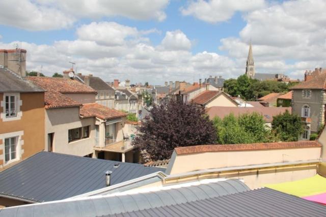 Logis Hotel De France Restaurant Le Lucullus Montmorillon Værelse billede
